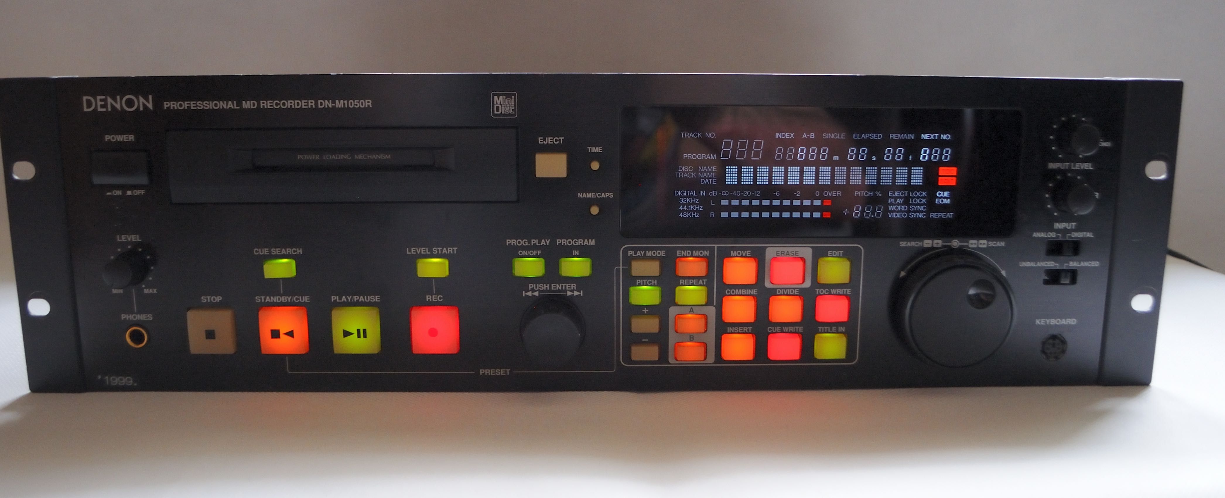 Denon DN-M1050R Professional Minidisc USZKODZONY