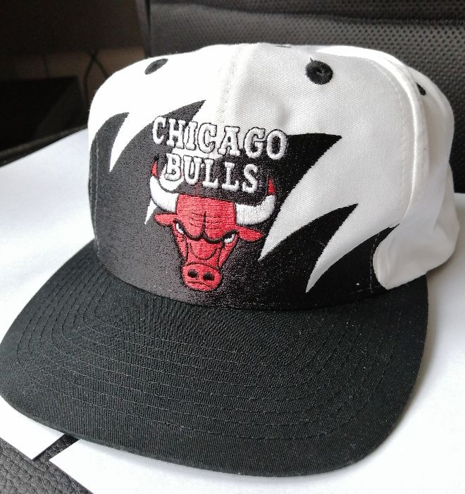 Czapka z daszkiem Chicago Bulls Sharktooth Logo 7