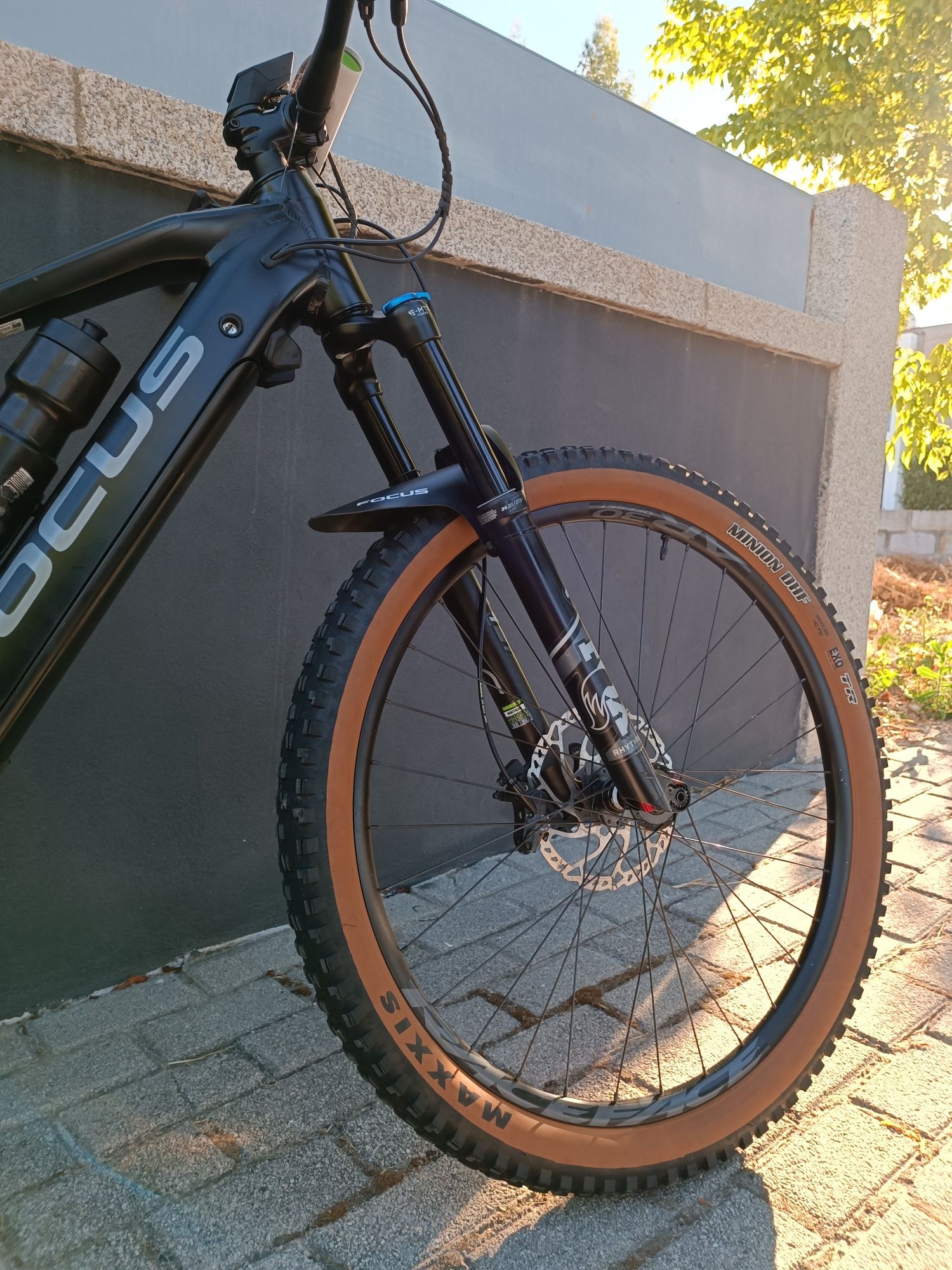 Bicicleta Ebike focus