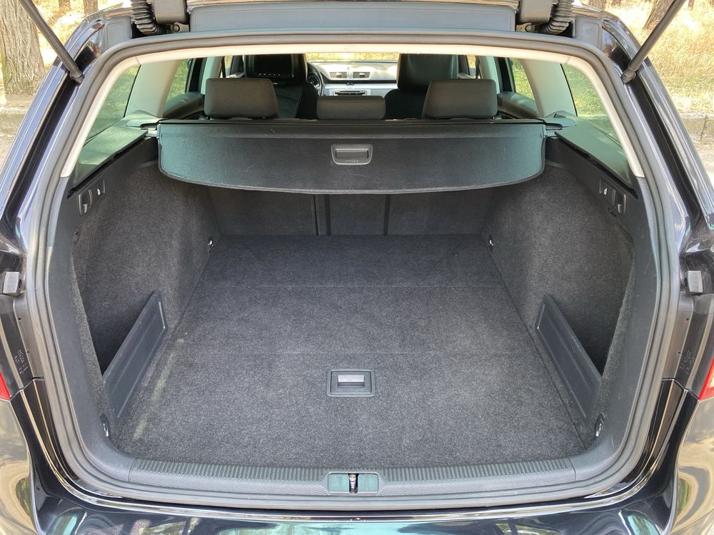 Volkswagen Passat B7 2011, 1.4 TSI 90 кВт 122 к.с.