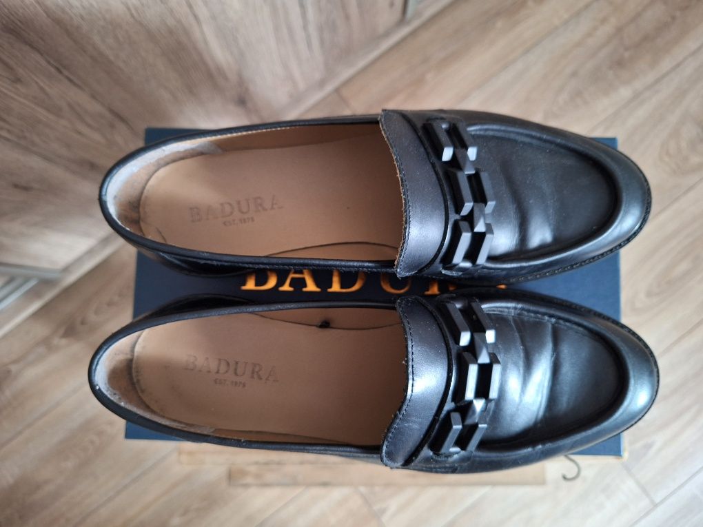 Buty obuwie mokasyny czarne skórzane damskie Badura 42