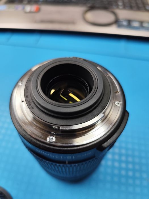 Canon efs 18-135mm  is