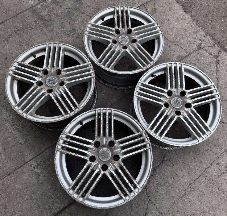 Литые диски r16 5x114.3 ET-40 Toyota/Mazda/Renault/Hyundai/KIA/Nissan