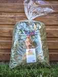 Siano tegoroczne z truskawką 1 kg sianko dla gryzoni i królików 1000g