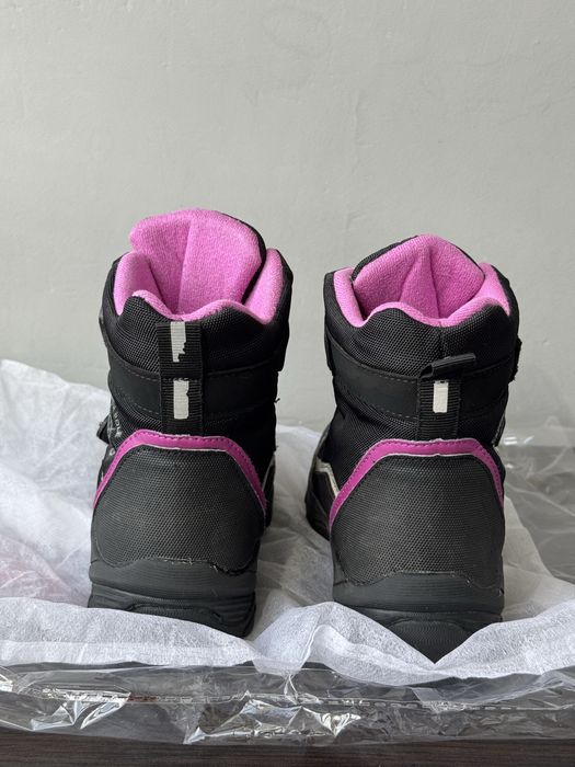 Ботинки зимние на девочку 27р.