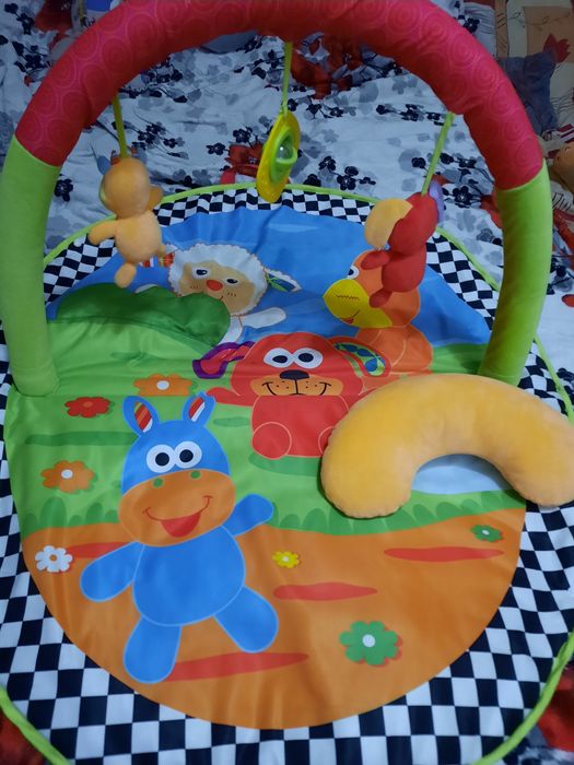 Розвиваючий килимок