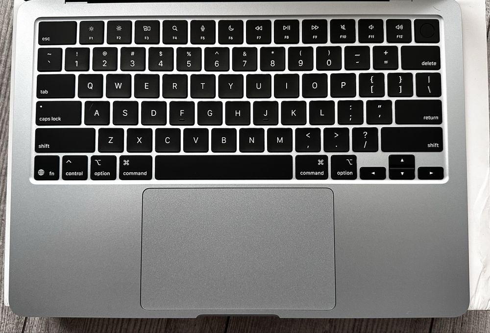 Apple MacBook Air 2025 m4 sky blue