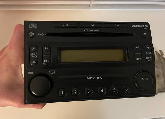 Nissan Navara D40 radio CD player PN-2649N