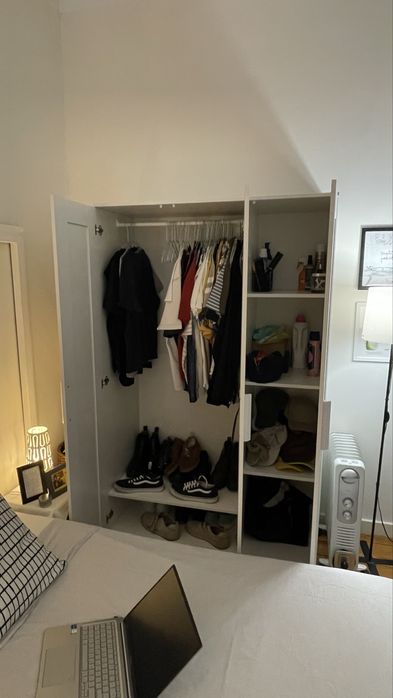 Roupeiro BRIMNES Ikea 3 meses uso