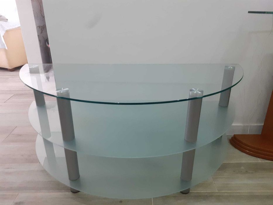 Mesa de TV em vidro - Bom estado!