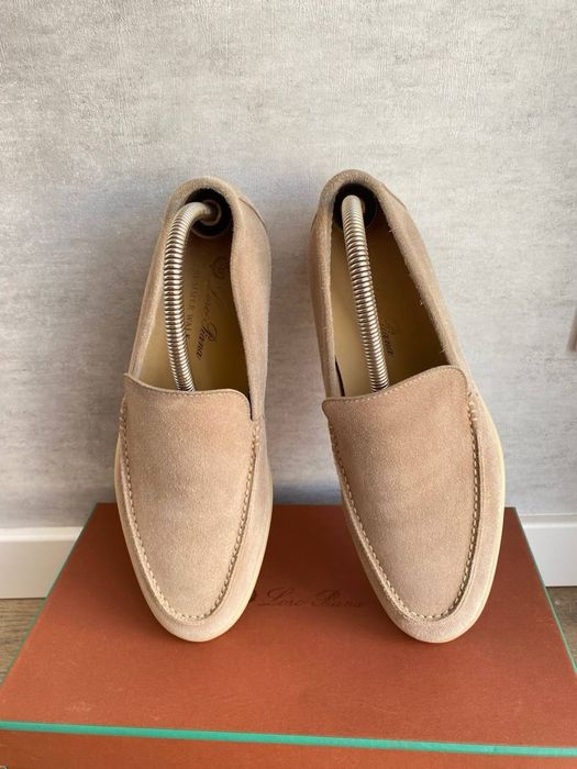 Loro Piana мужские лоферы бежевого цвета