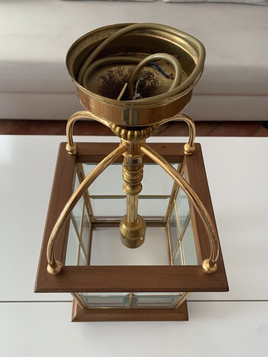 Candeeiro de teto impecável como novo