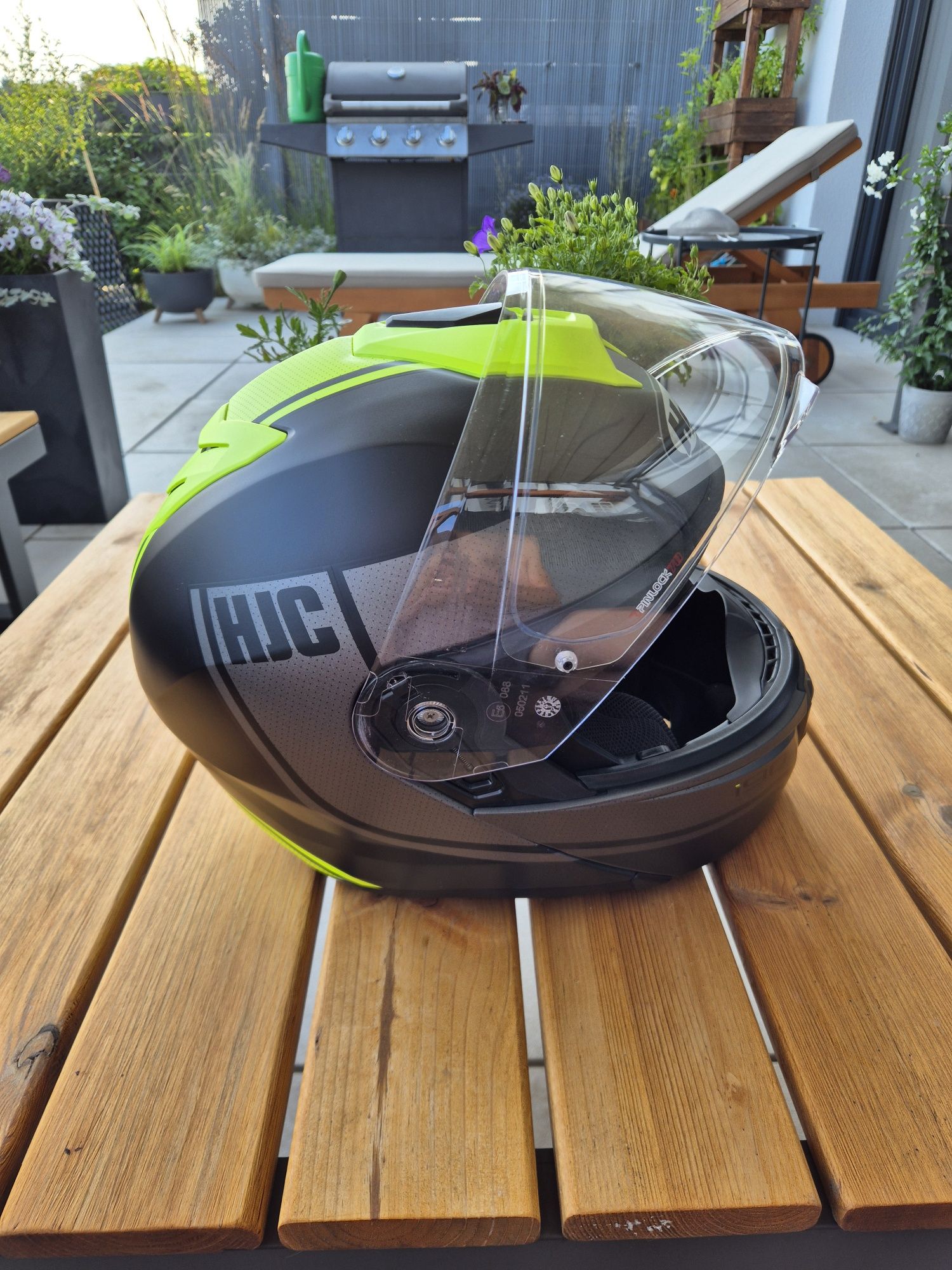 Kask HJC i90 rozm M + Sena 30k stan b.dobry.