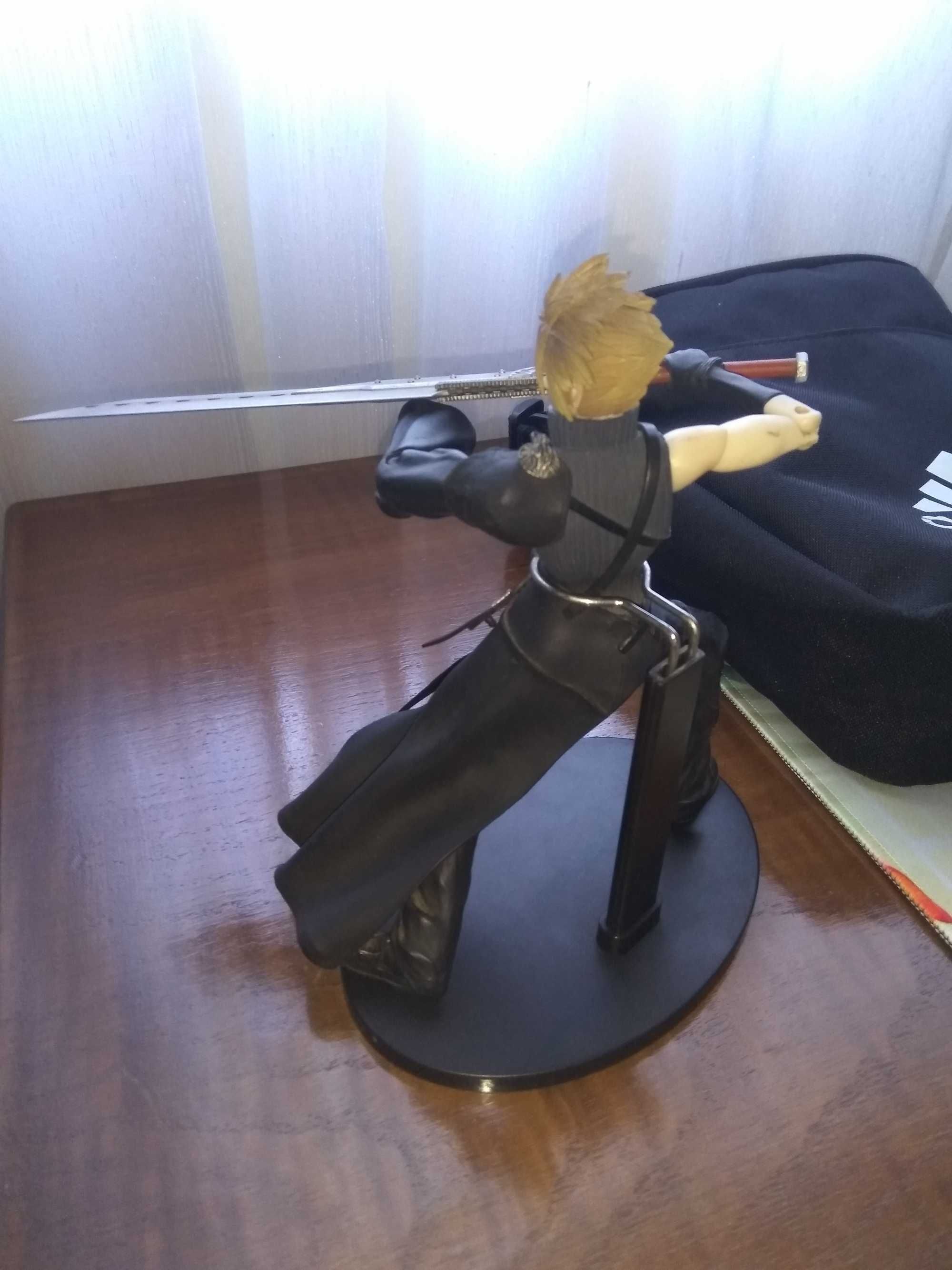 Figura Final Fantasy VII Cloud Strife AC