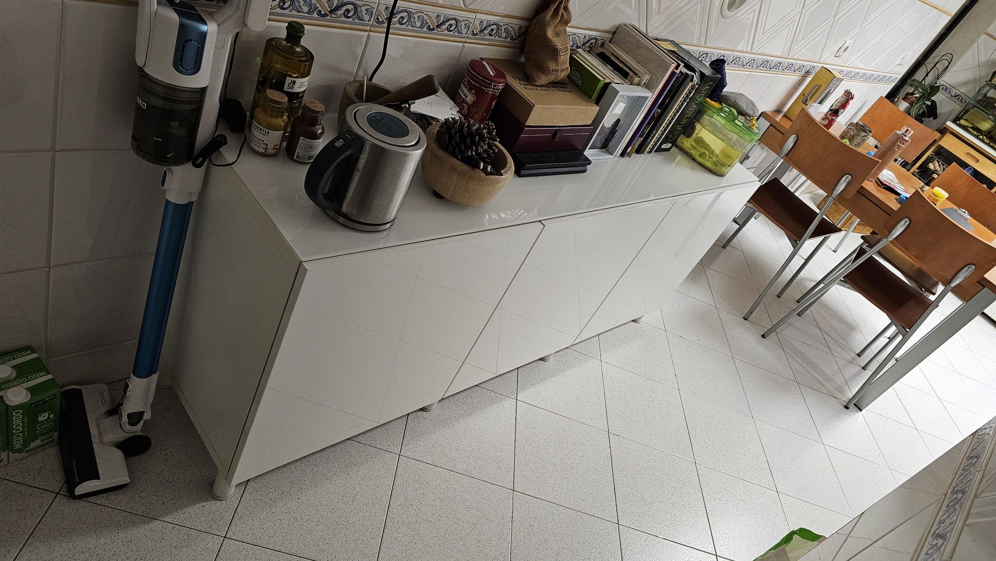 Aparador de cozinha/sala branco
