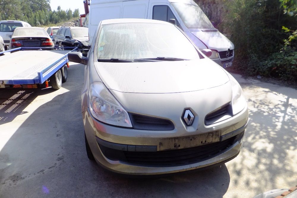 Renault clio 3 1.5 dci 2008