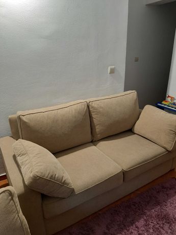 Sofa aveludado para sala