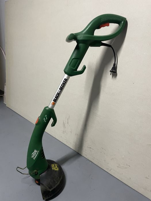 Podkaszarka black&decker