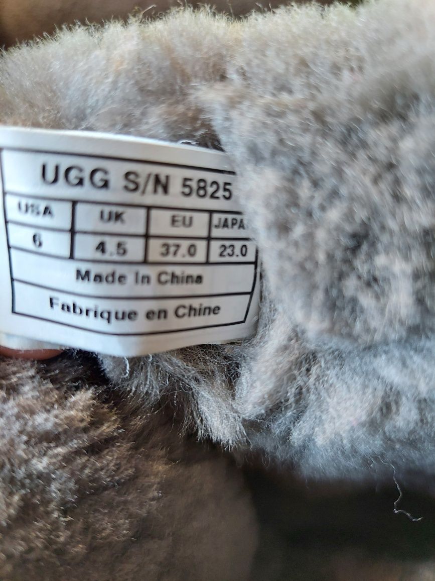 Угги UGG 5825 Classic Short 37 (US6)
ботинки emu