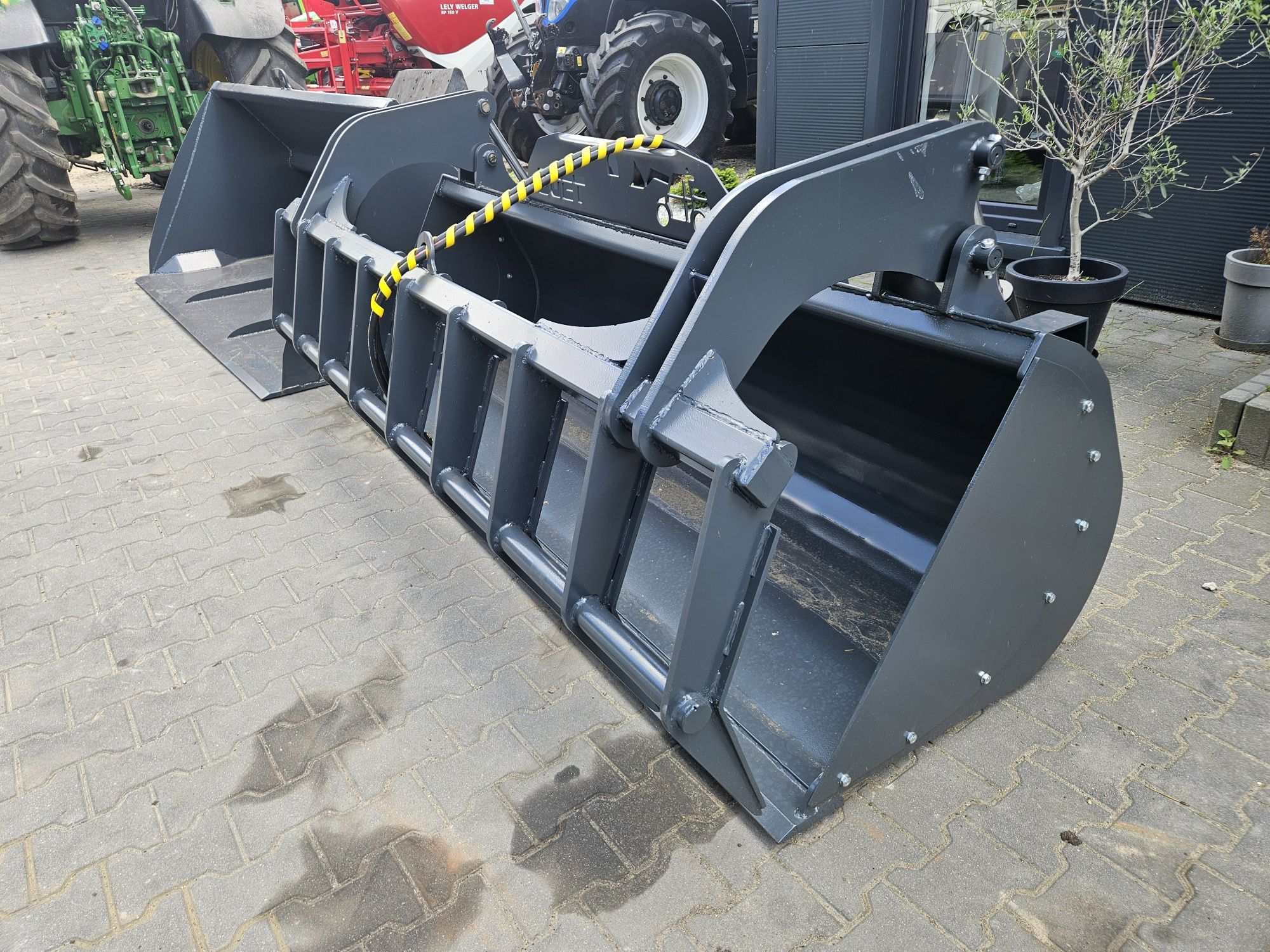Łyżko-krokodyl Solidny Jcb 240cm Manitou Merlo od ręki