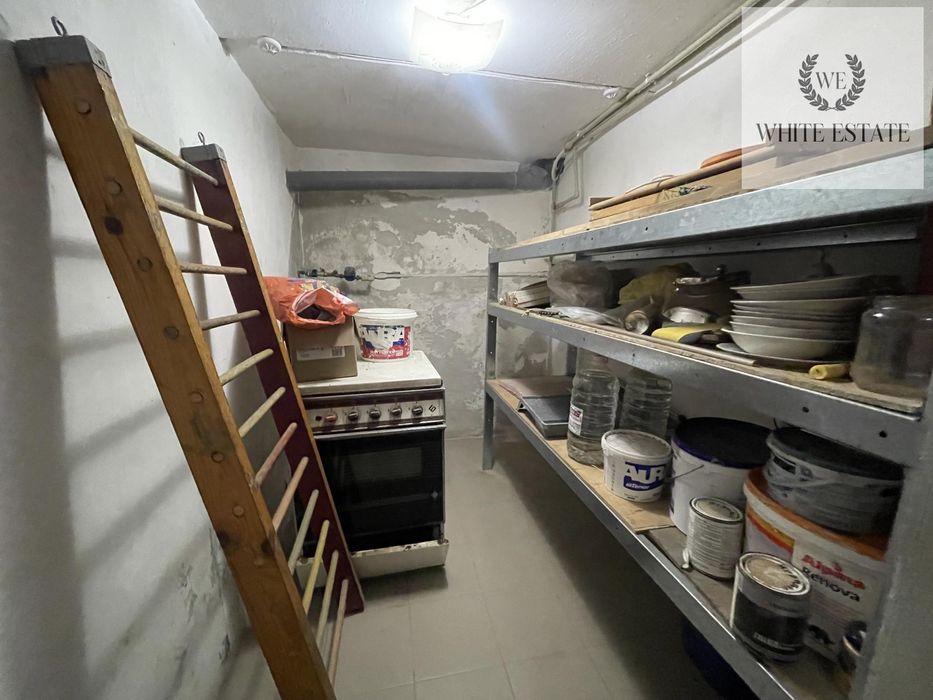 Продаж комерційного приміщення в с.Козлів