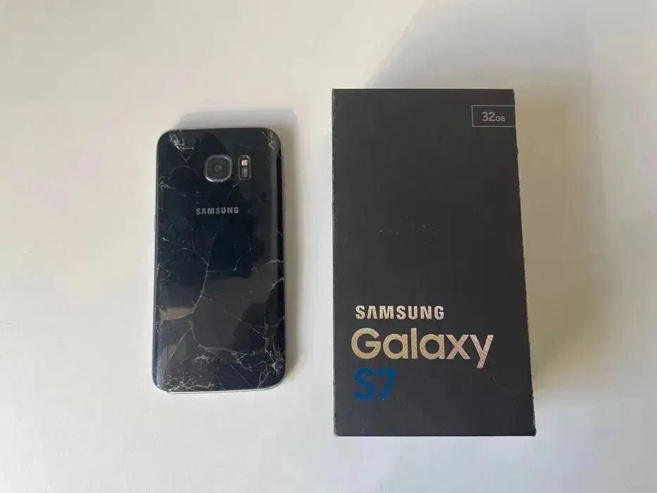 Samsung Galaxy S7 32GB (SM-G930F)