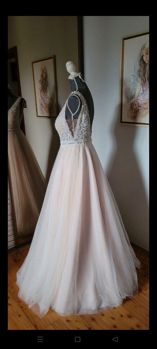 Sukienka ślubna brzoskwiniowa