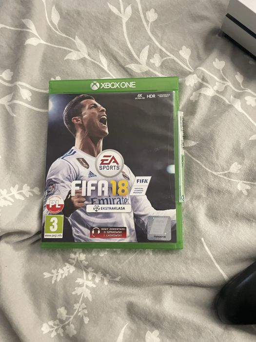 sprzedam fife 18 na xbox one