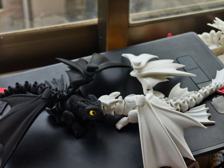 Рухома 3D-іграшка Безубік (Toothless)