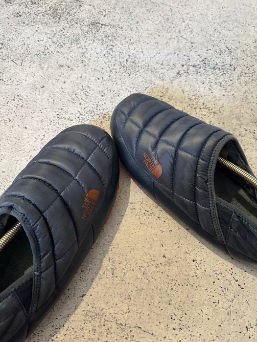 Зимние слипоны The North Face Thermoball Traction Mule