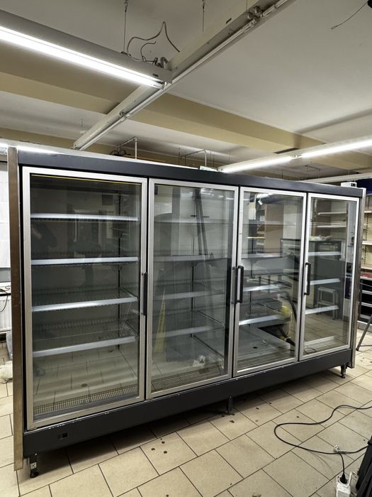 Lada chłodnicze, witryny chłodnicze, regały chłodnicze