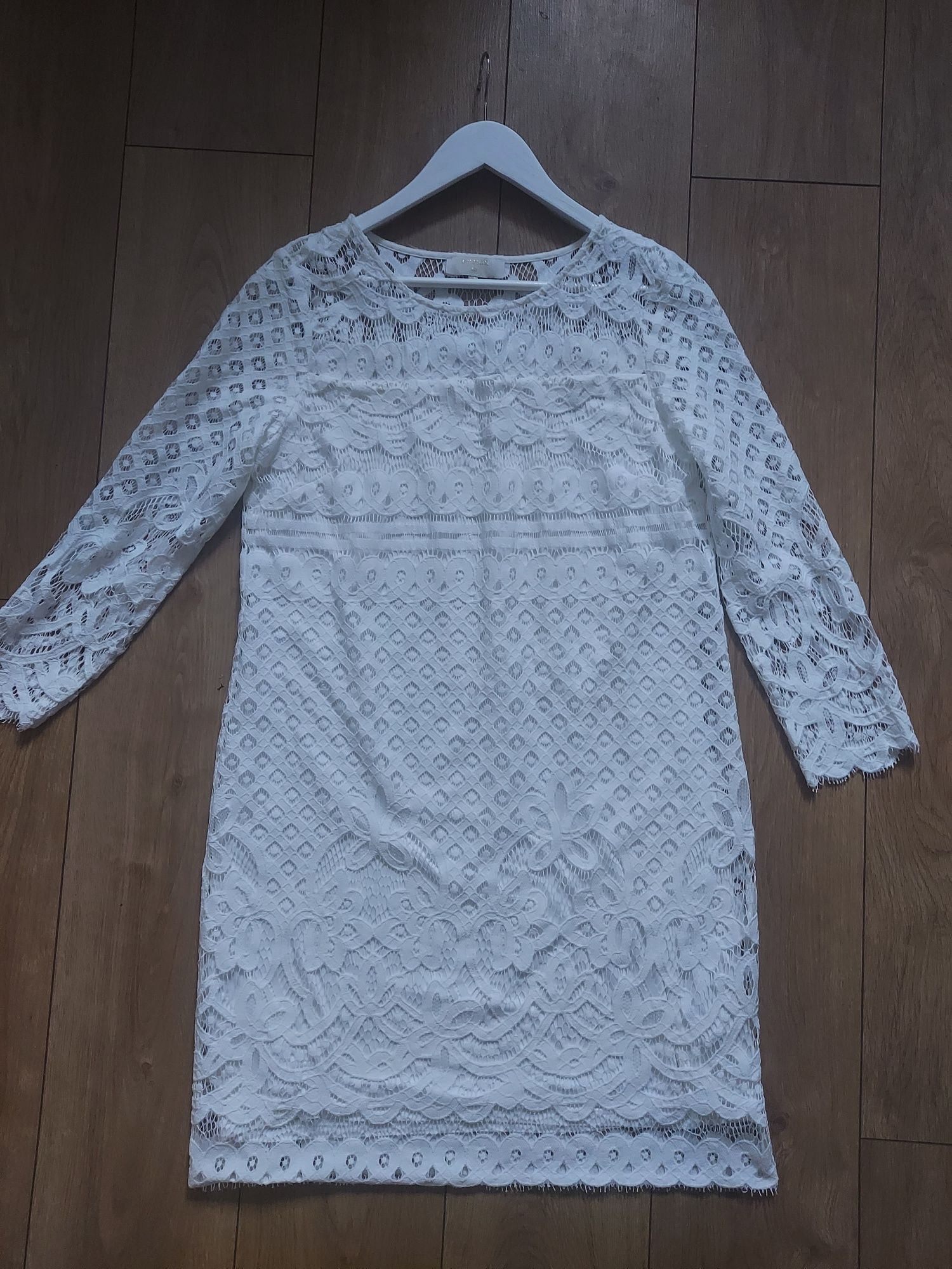 Sukienka Cream r.40