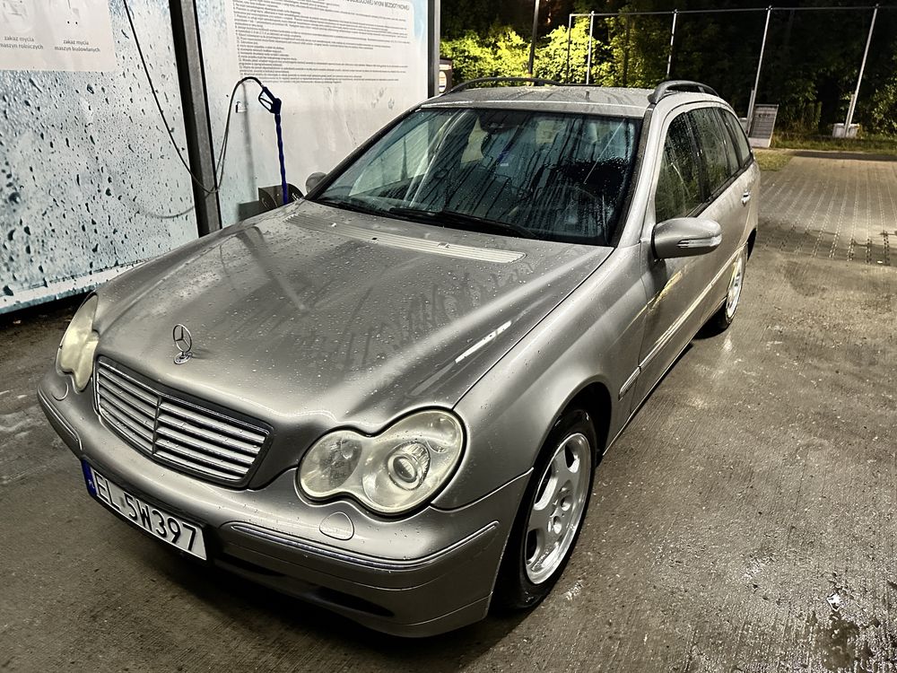 Mercedes Benz C220 W203