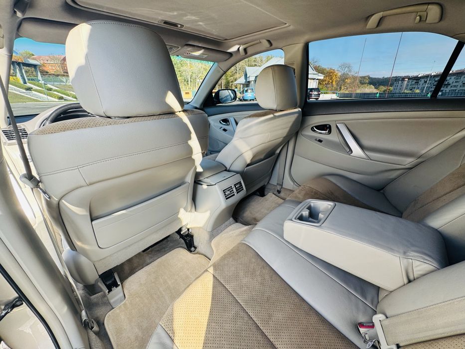 Камрі  в супер стані