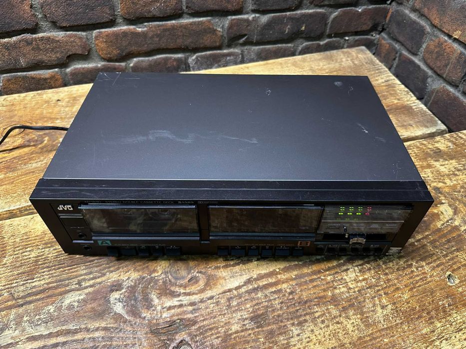 Magnetofon JVC KD-W110