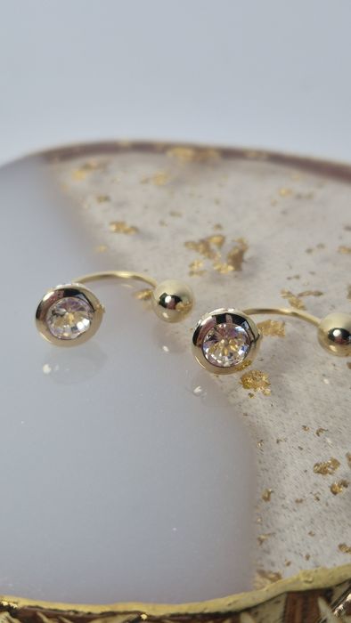 Nowe złote kolczyki piercing wkręty wiszące cyrkonia zakręcane kulka