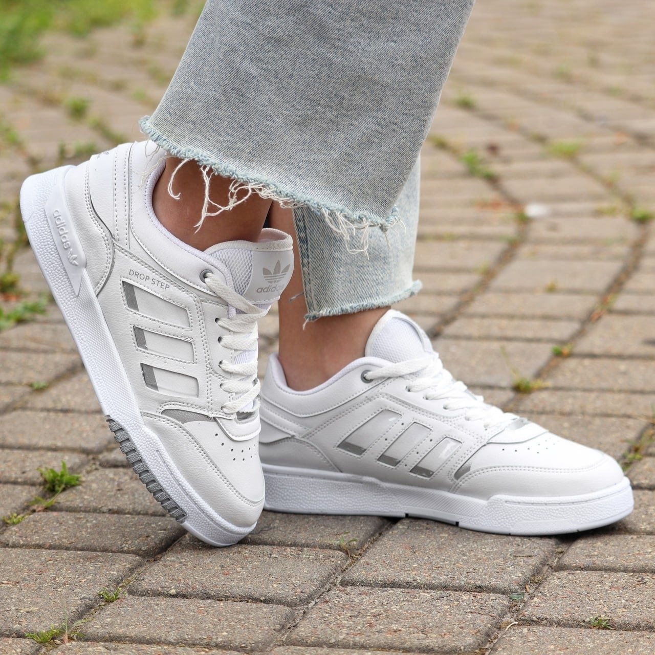 Жіночі Кросівки Adidas DROP STEP 36,37,39,40