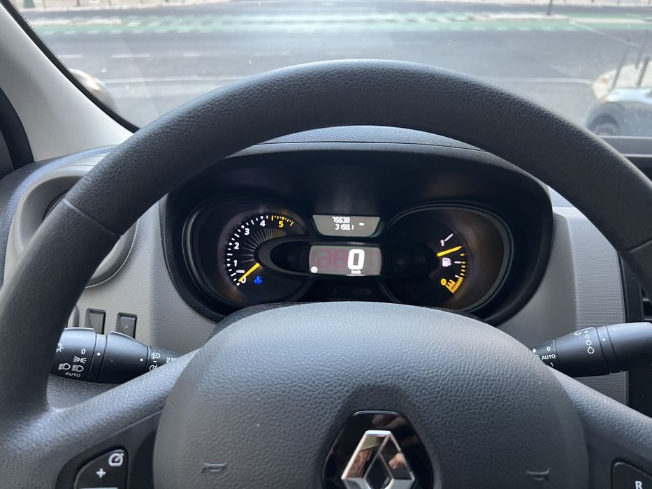 Renault Trafic 9 Lugares
