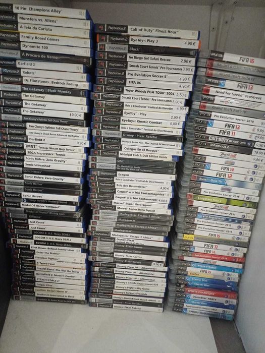 Grande lote de jogos de Playstation 2