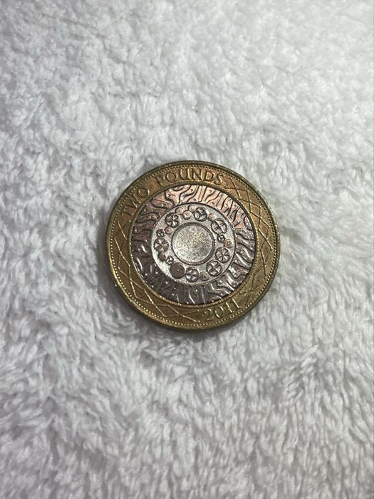 two pound 2011 raro