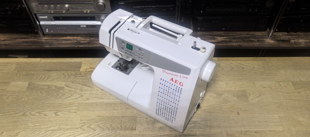 Швейна машинка AEG Premium Line