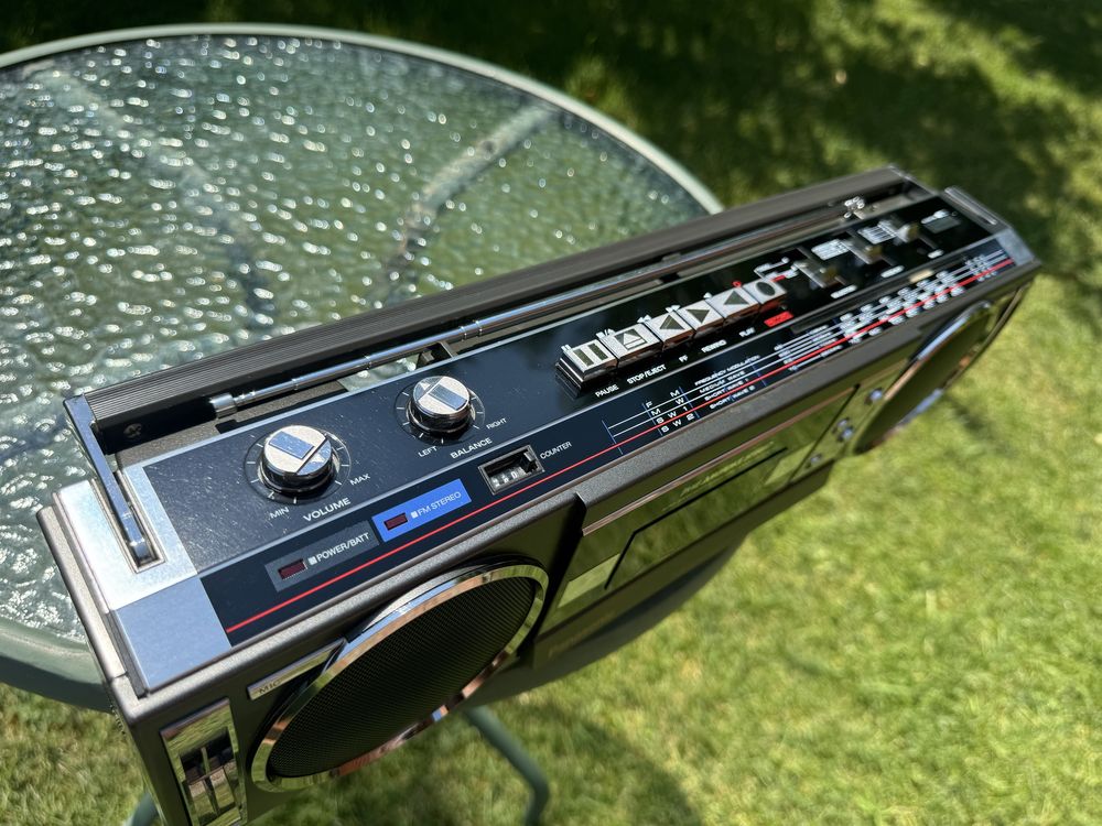 Продам магнитолу Panasonic RX-F4F