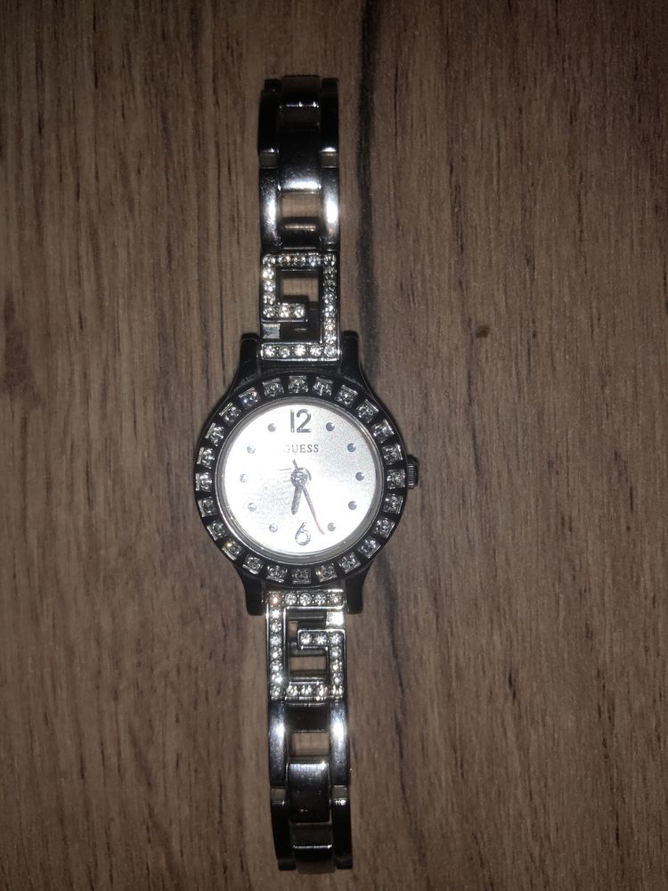 Zegarek damski Guess Darling W0411L1