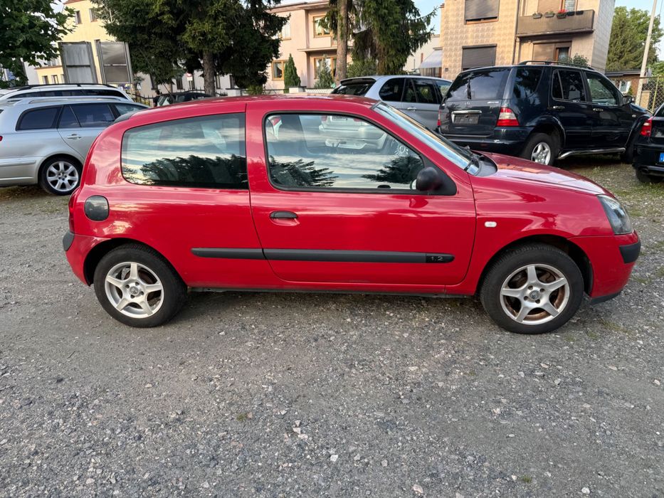 Renault clio 1.2 2003 super stan