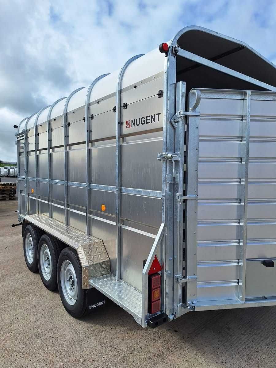 Reboque Nugent Modelo Gado LH4318T