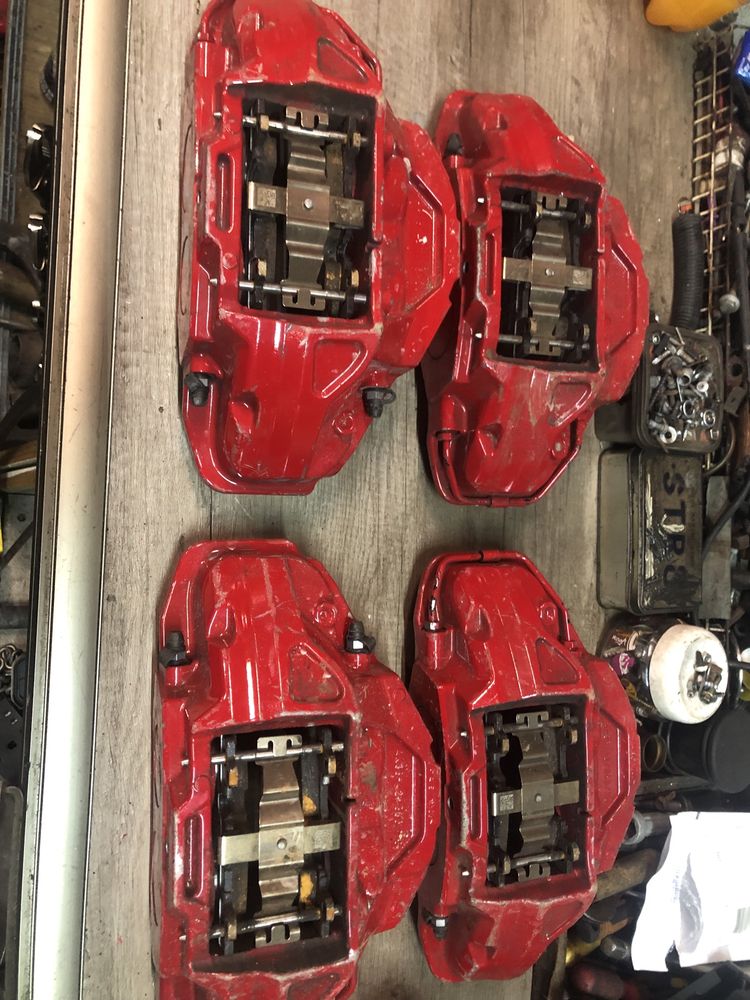 Sprzedam zaciski BMW M-pakiet.G11,G12,G30,G20.360/30