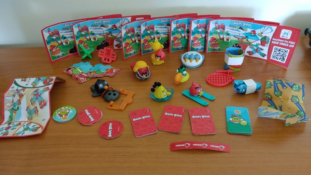 NOWE Figurki kinder Angry Birds z jajek niespodzianek + dodatki
