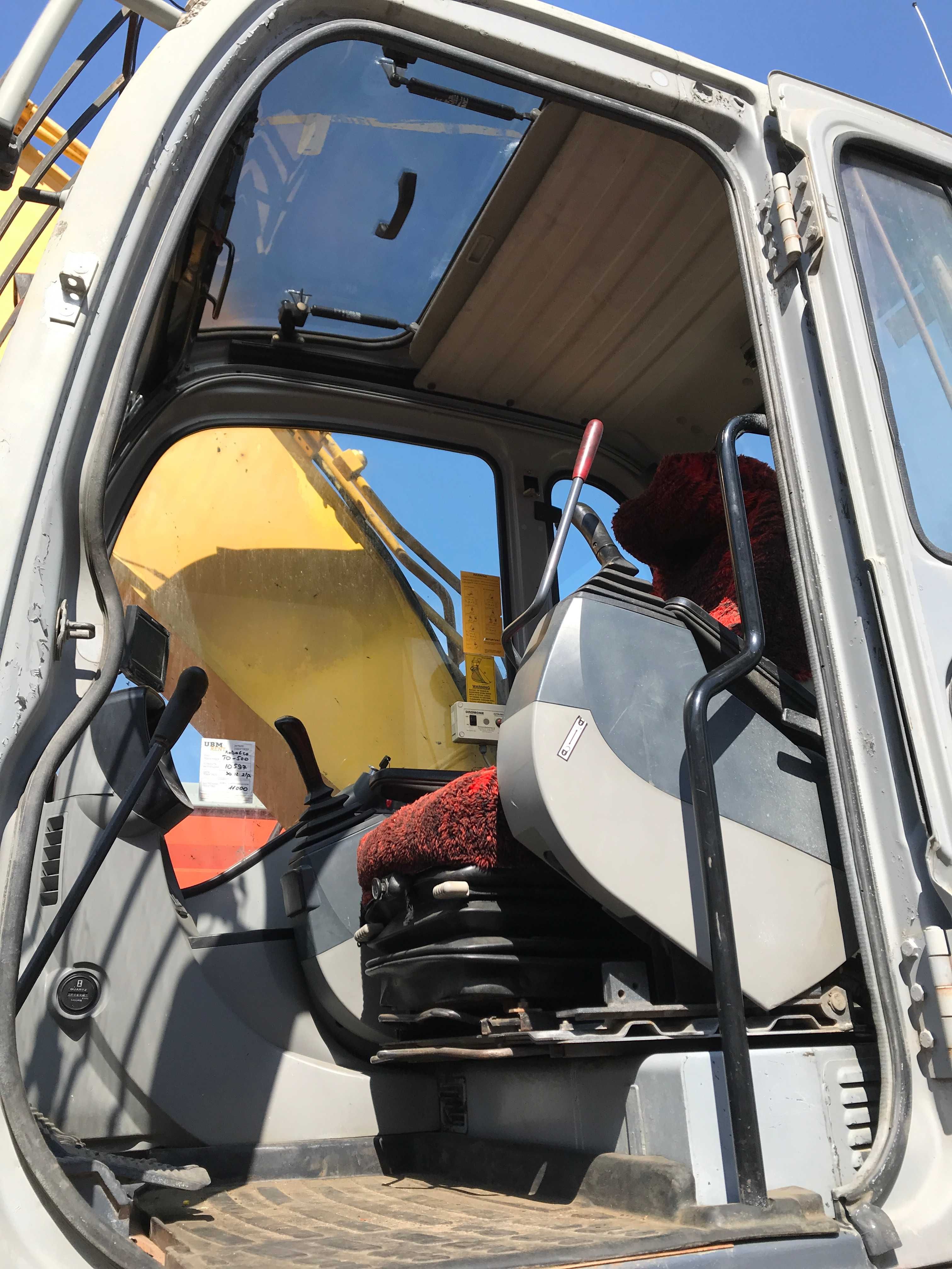 Гусеничний екскаватор NEW HOLLAND E215 Гусеничный экскаватор