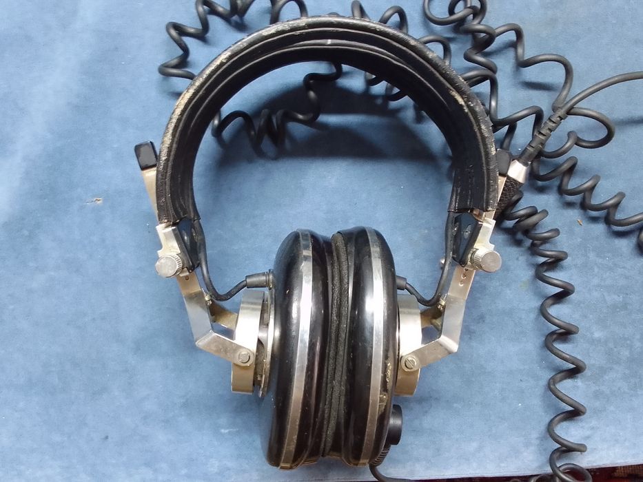 Винтажные наушники Pioneer Monitor 10
