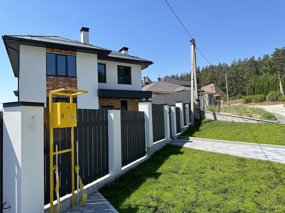 Будинок в Ірпені у котеджному містечку